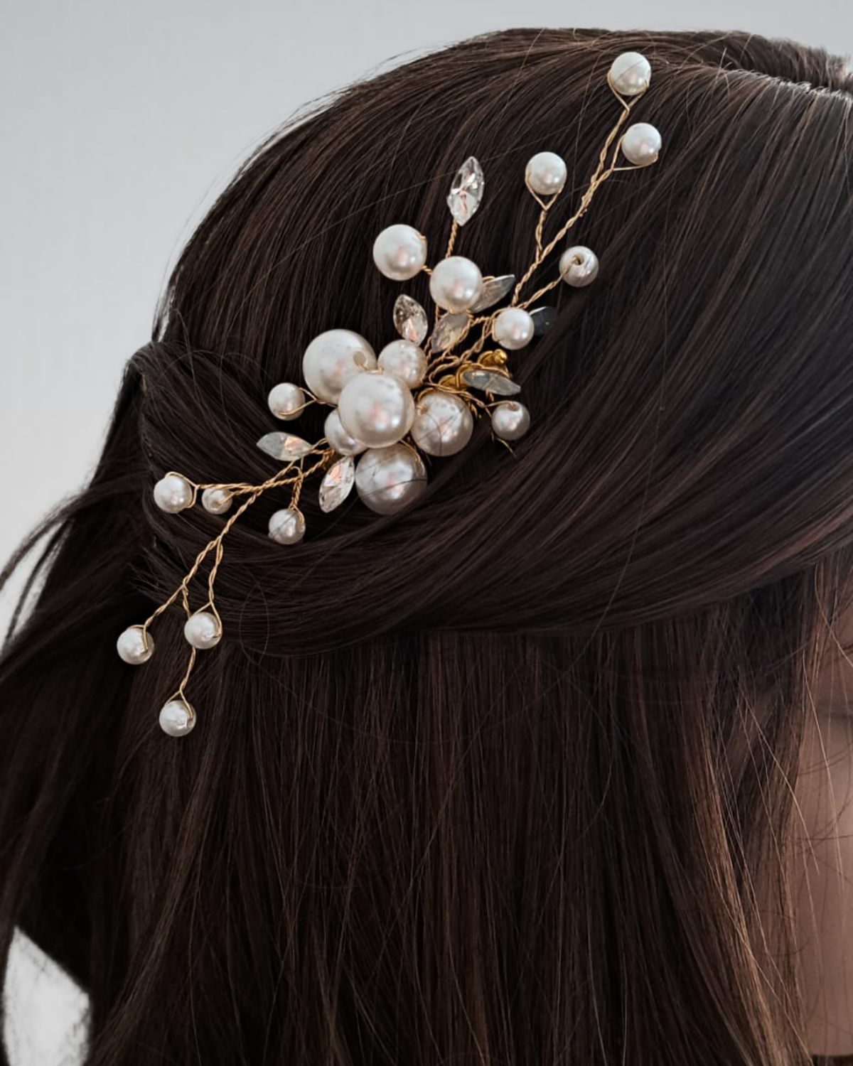 Bridal Comb with Pearls and Crystals